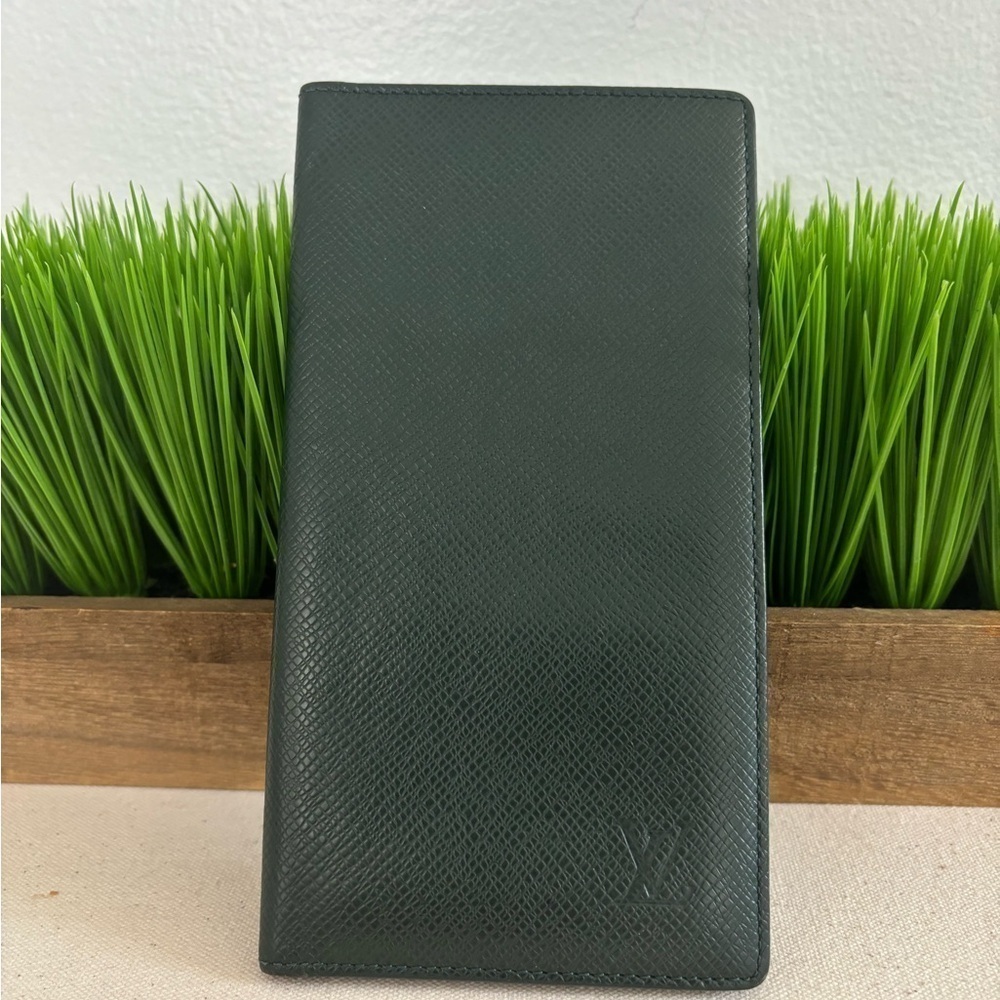 Louis Vuitton Taiga Leather Bifold Long Wallet  Green